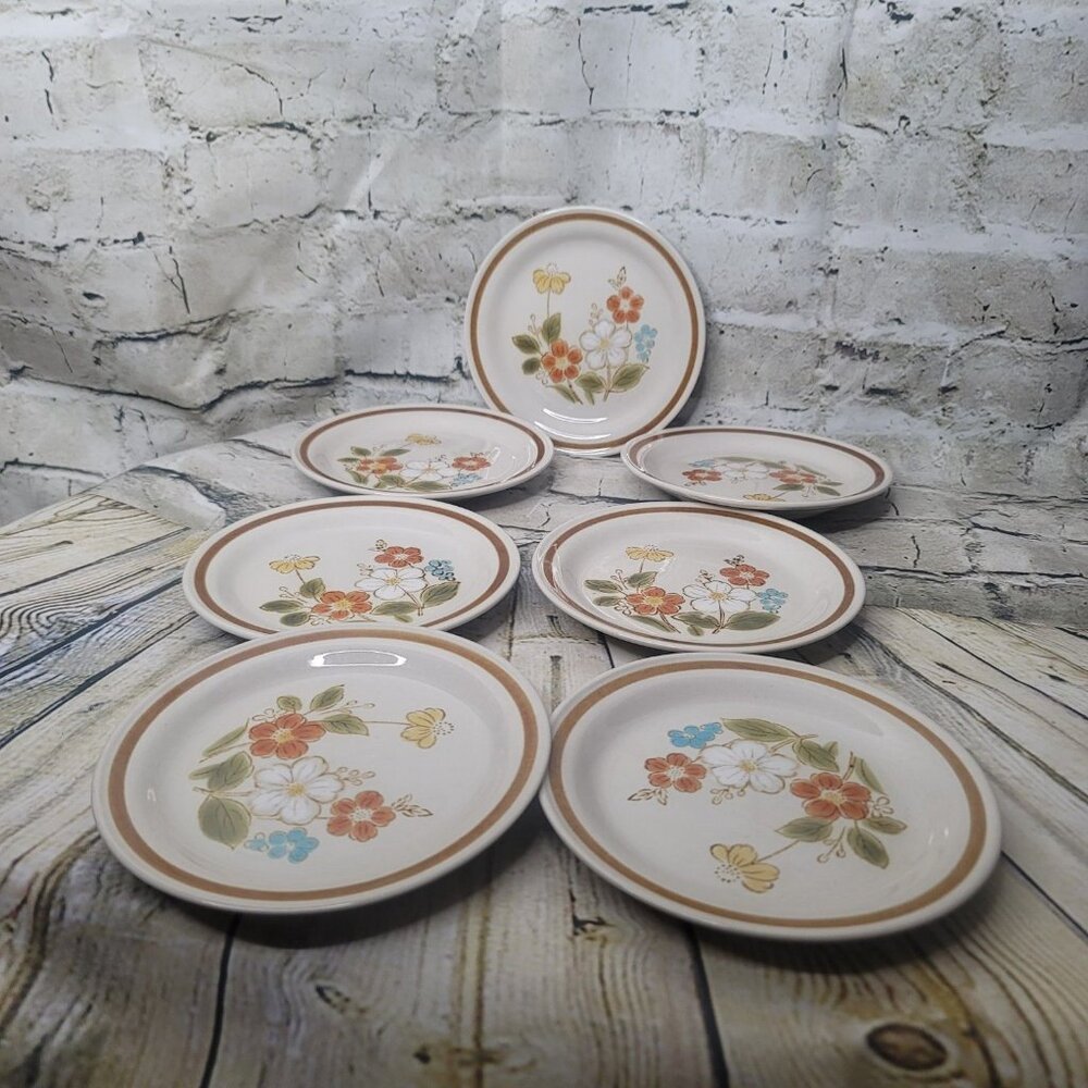 7 Vtg Highland Blue Florals Collection Stoneware Plates 6.5" Dessert Japan